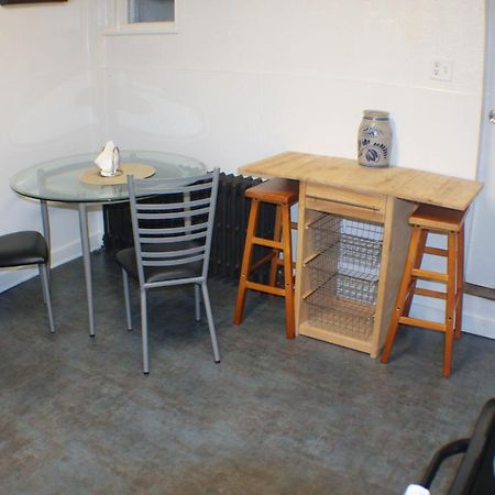 Urban Oasis - 3Br 2Ba - City View- Private Parking 匹兹堡 外观 照片