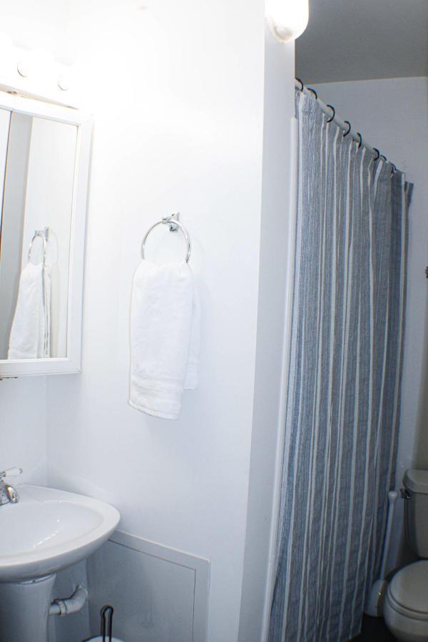 Urban Oasis - 3Br 2Ba - City View- Private Parking 匹兹堡 外观 照片