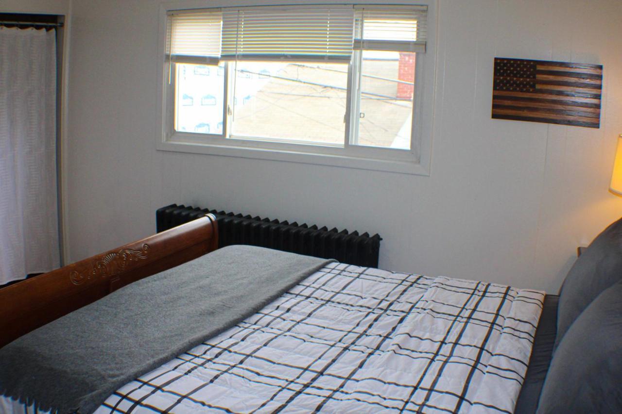 Urban Oasis - 3Br 2Ba - City View- Private Parking 匹兹堡 外观 照片